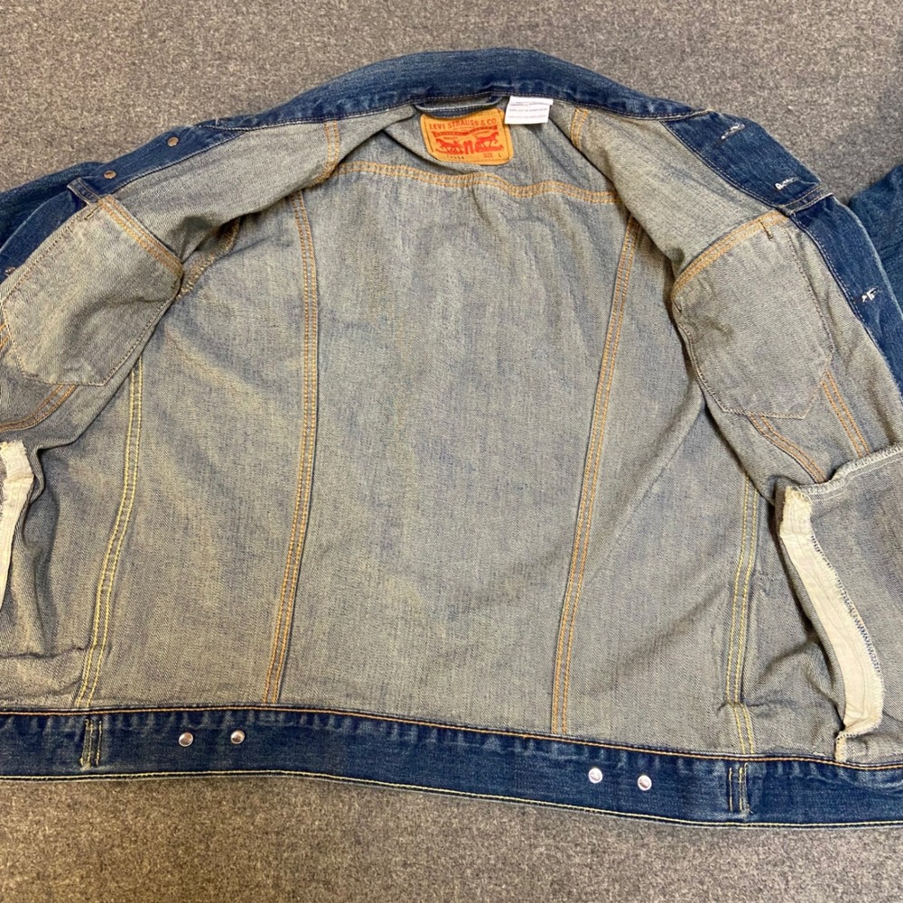 Levi's Trucker Jacket Men Large Blue Denim 72334 Medium Wash Classic Coat Cotton - Picture 7 of 11